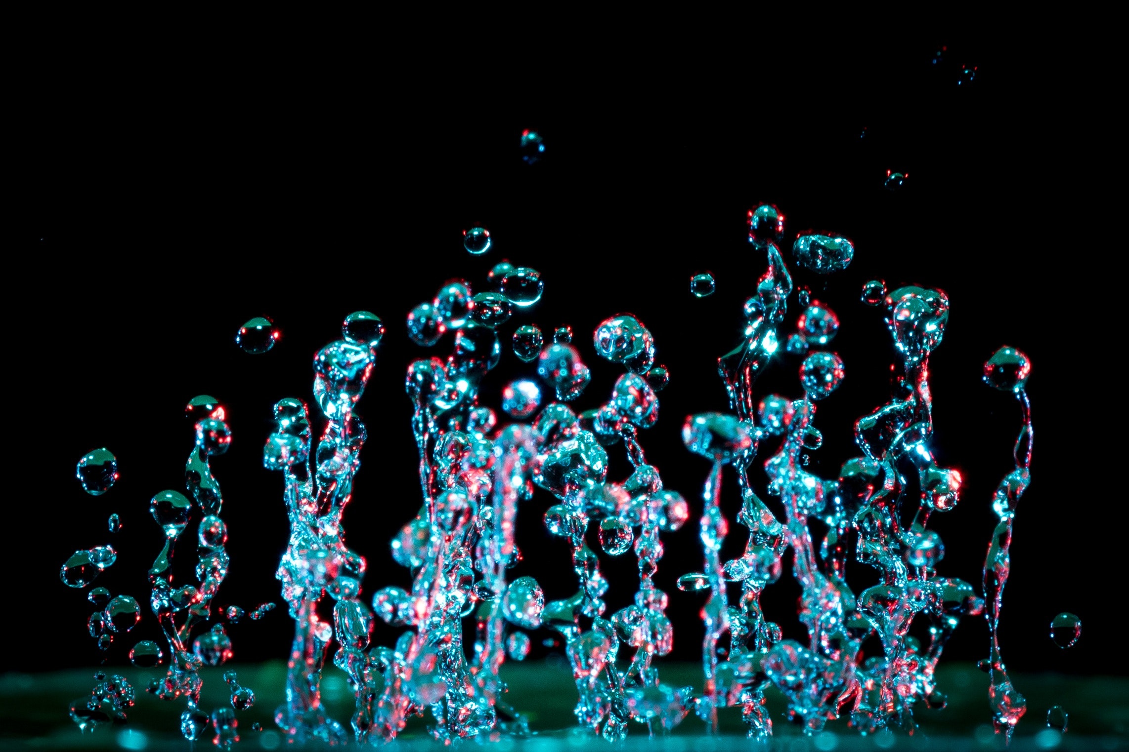 Bubbles splashing up 
